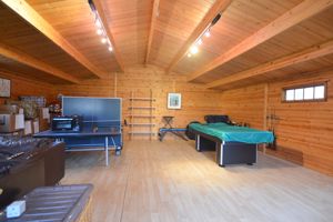 Photo 33- click for photo gallery